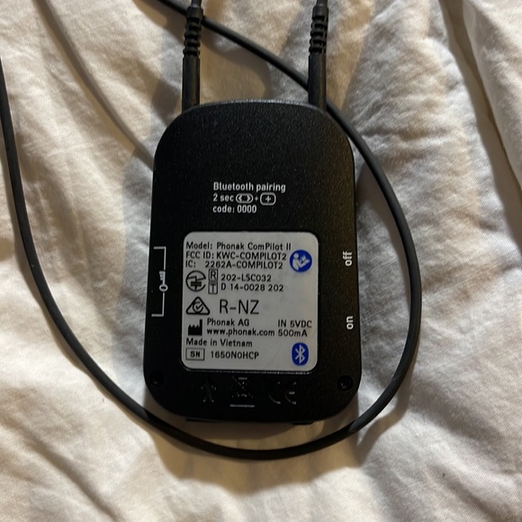 Phonak bluetooth pairing remote for hearing aids model phonak pilot 2 - Picture 3 of 4